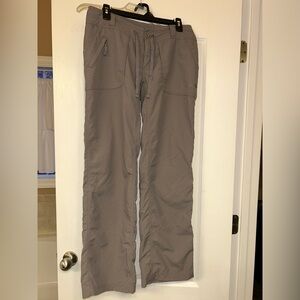 The North Face women’s Cargo Pants in Gray/Sage